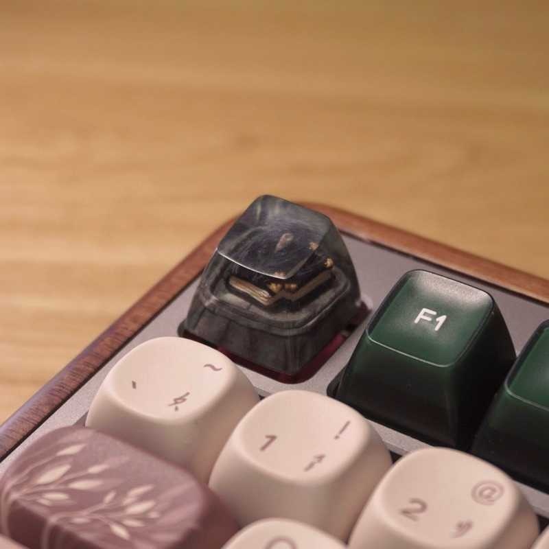 harry potter artisan keycap horcruxe voldemort tom riddle diary resin