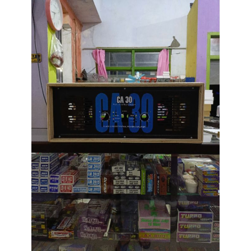 Box/bok power amplifier CA 30