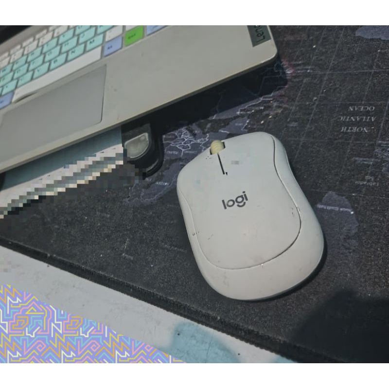 Mouse Logitech M220 Rusak