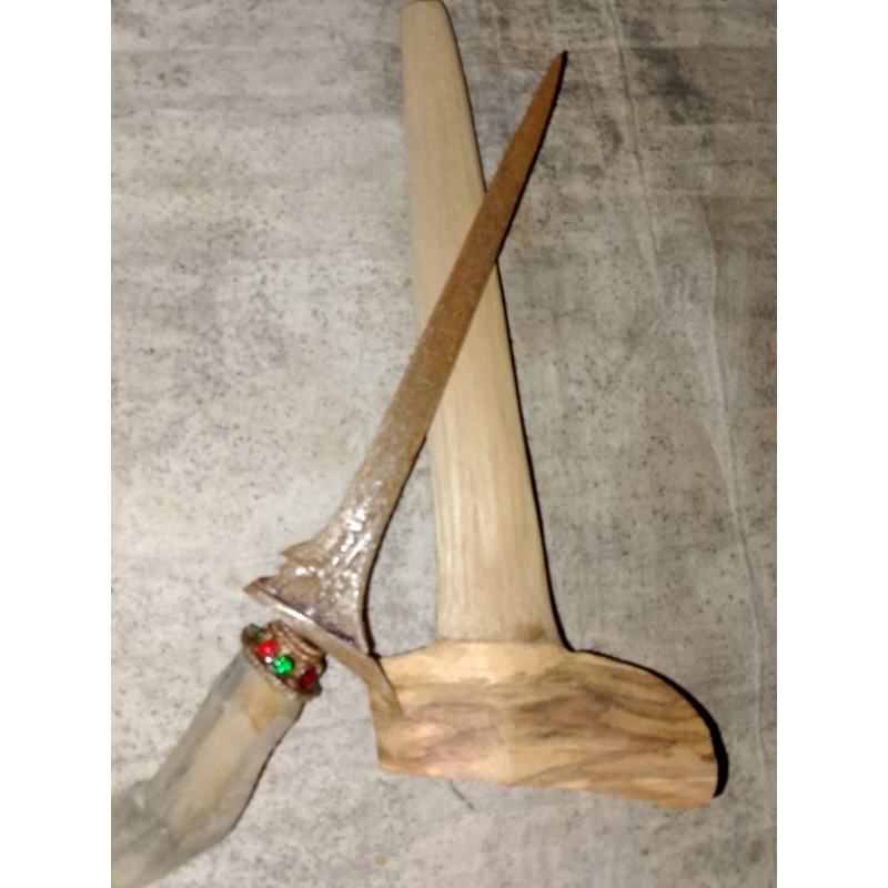 keris sempaner patrem lurus BESI TEMUAN DARAT(BUKAN COR)