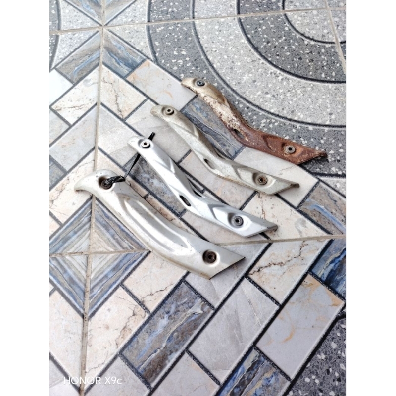 cover tutup tameng tebeng leher header knalpot klx s sl d-tracker bf original ori second