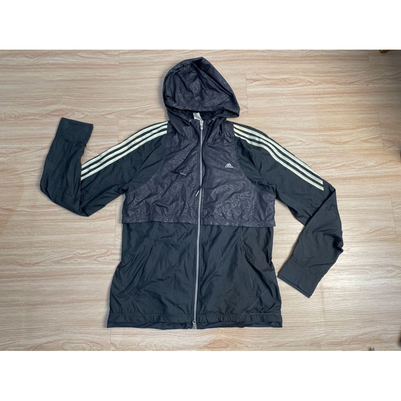 jaket running second