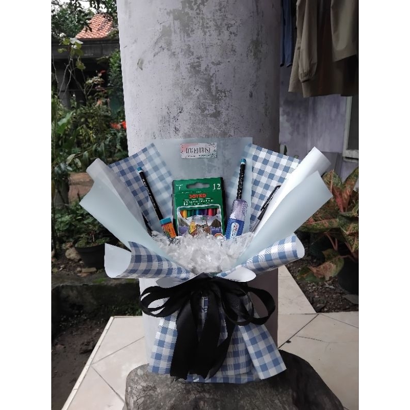 

buket alat tulis untuk anak (besar)