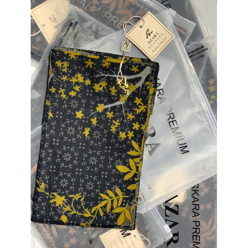 Ecer 1 pcs Azara Oskara Premium kerudung segi empat berwarna hitam motif kuning
