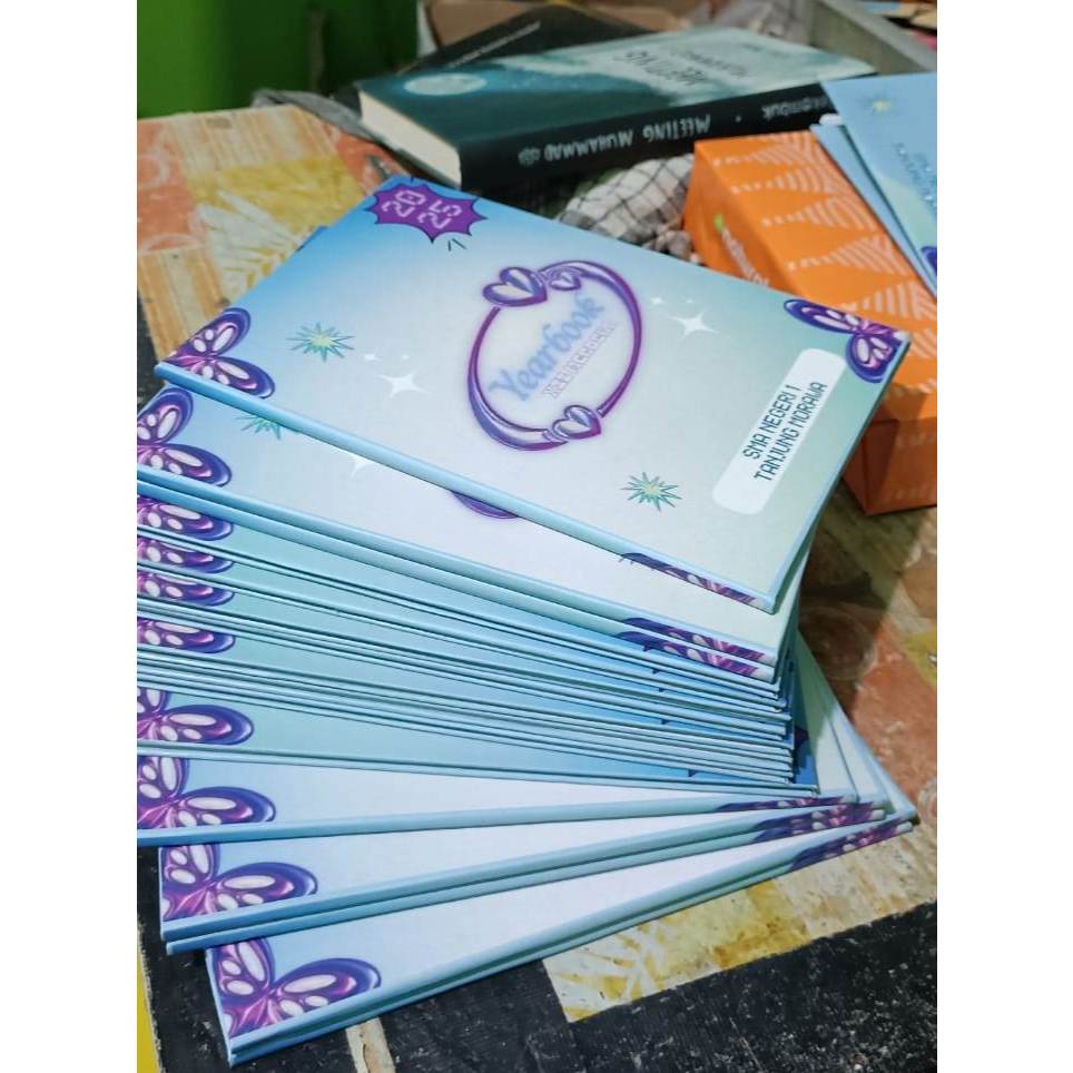

buku tahunan hard cover murah