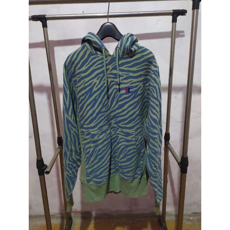 champion reverse Weave