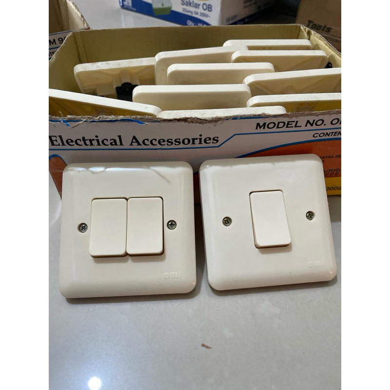 Saklar IB Engkel ( Tunggal ) / Saklar IB Seri ( Double ) Omi