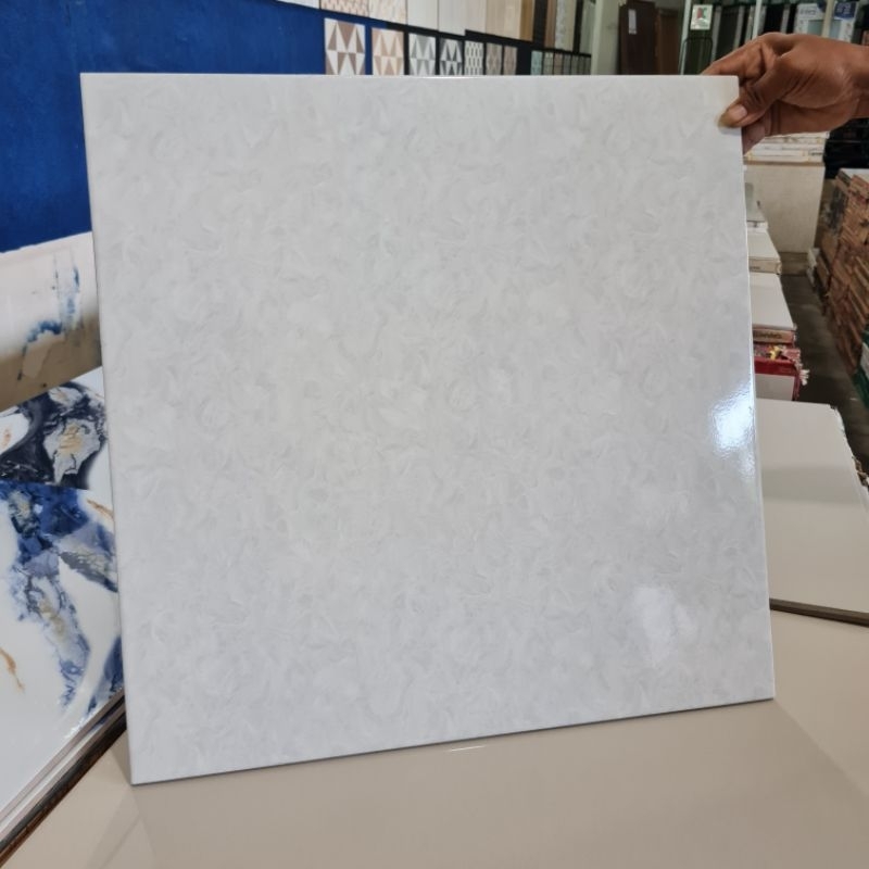 keramik 50x50/keramik lantai/keramik motif marmer/keramik marmer/keramik ikad abu2/keramik lantai kw