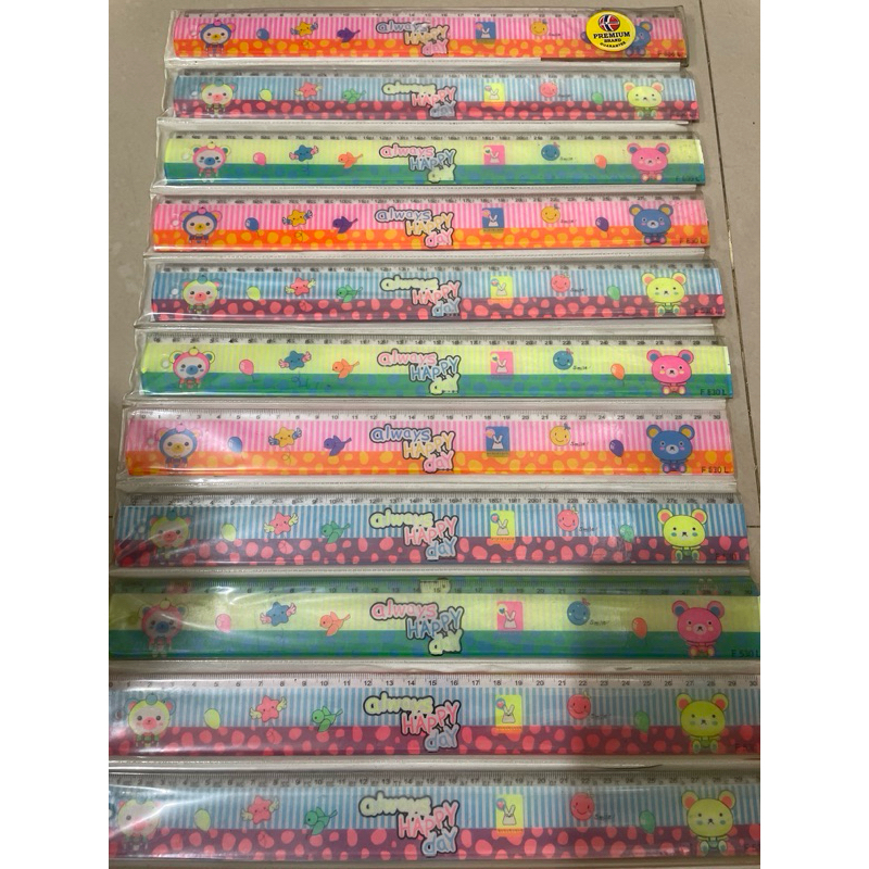 

Penggaris 30Cm / Glass Ruler Bahan Plastik Tebal