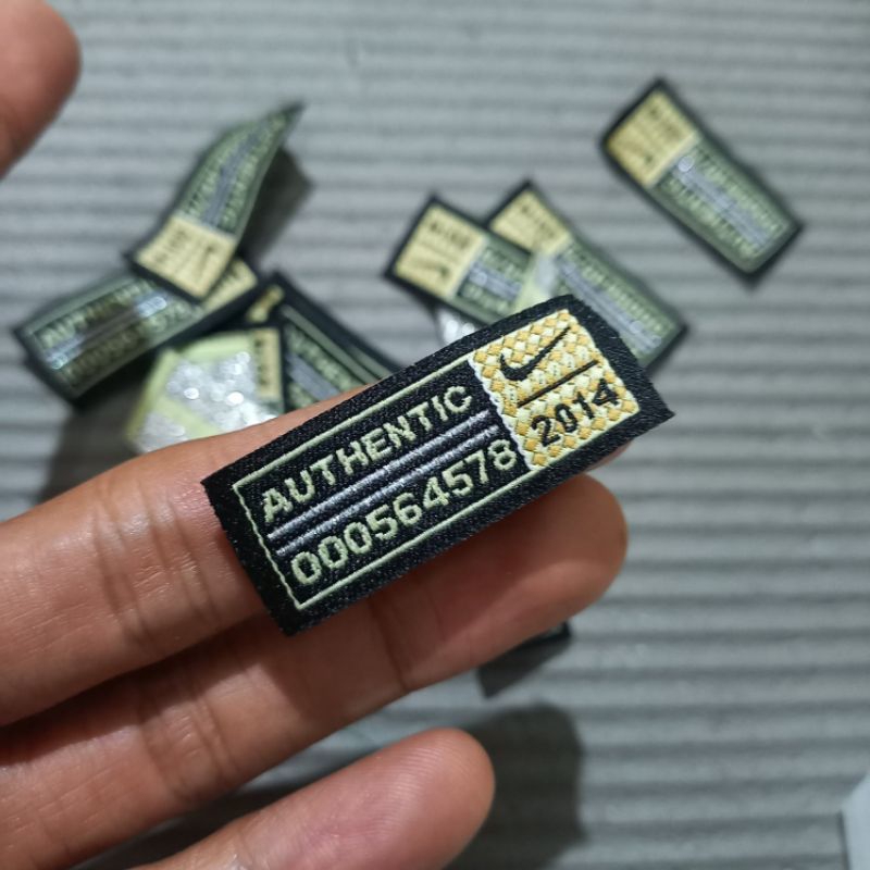 patch logo apparel nike authentic jersey & baju