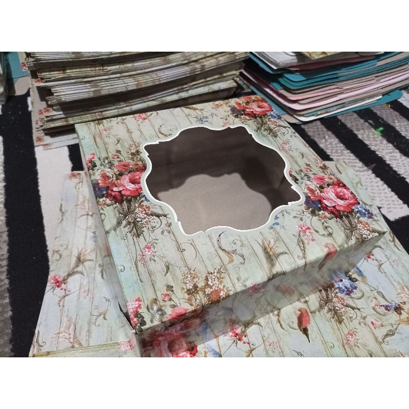 

Cakebox vintage 22*22*9 @10pcs