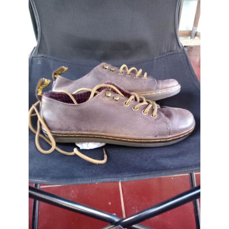 sepatu kulit DM size 38