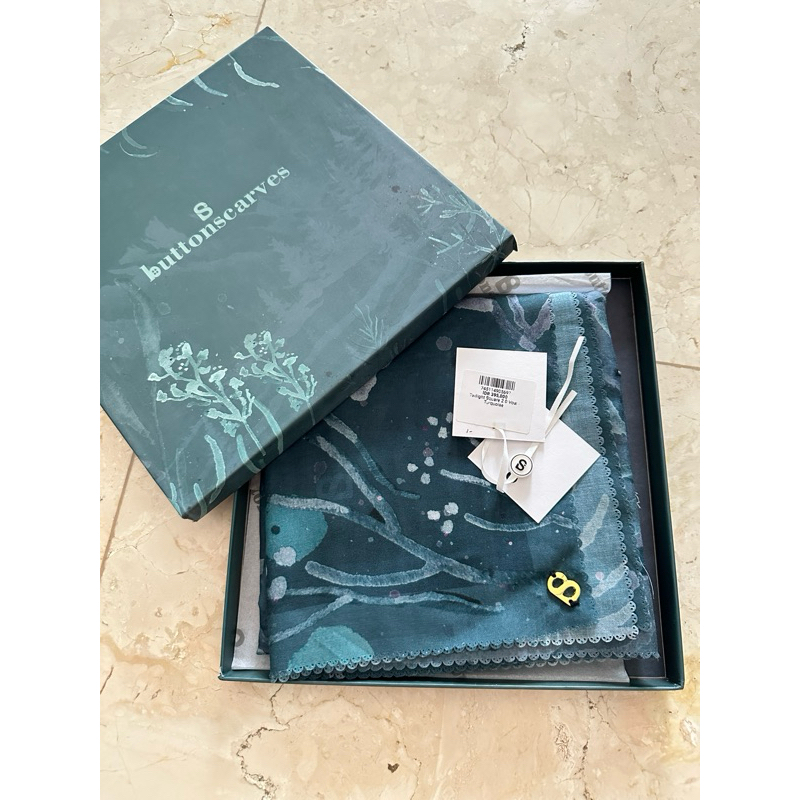 Buttonscarves twilight square 2.0 (PRELOVED ‼️)