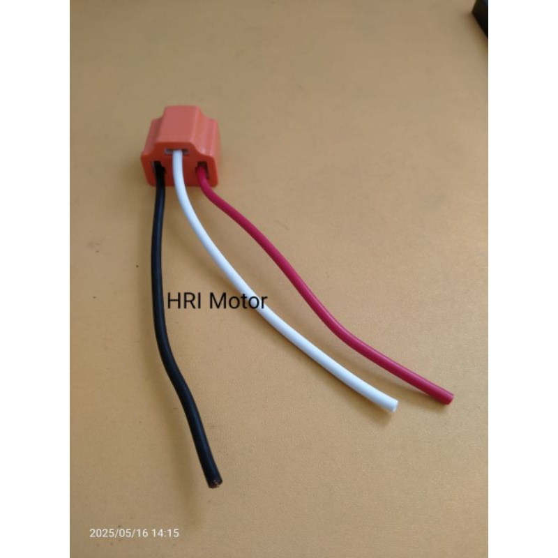 Fiting Pitting Lampu Depan Cop Lampu Soket Vixion-Vixion New-Byson