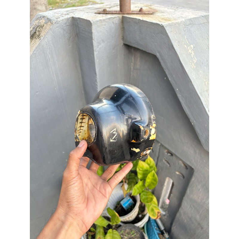 Batok Kepala Lampu Depan Honda GL100 Tahun tua GL125 Platina 1979 Original