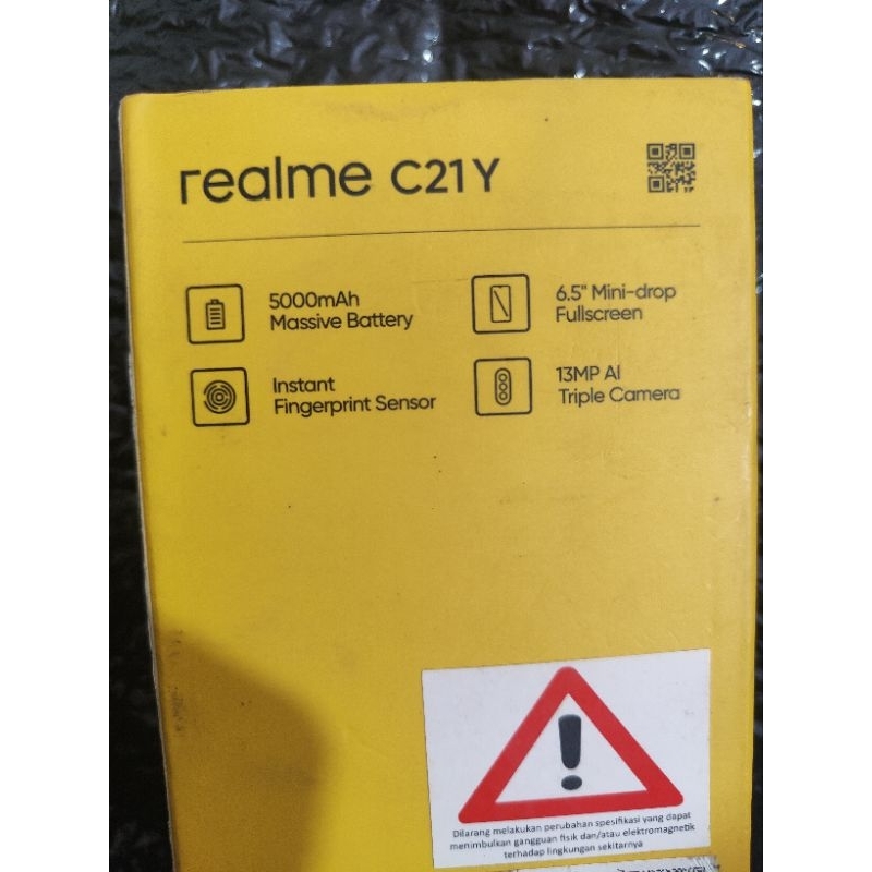 

kardus kotak bekas realme c21y