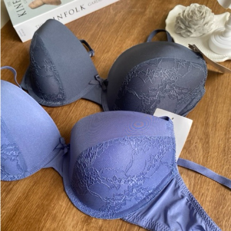 C&A BRA BERKAWAT BUSA TIPIS RATA SIZE 38B / 38C / 85B /85C
