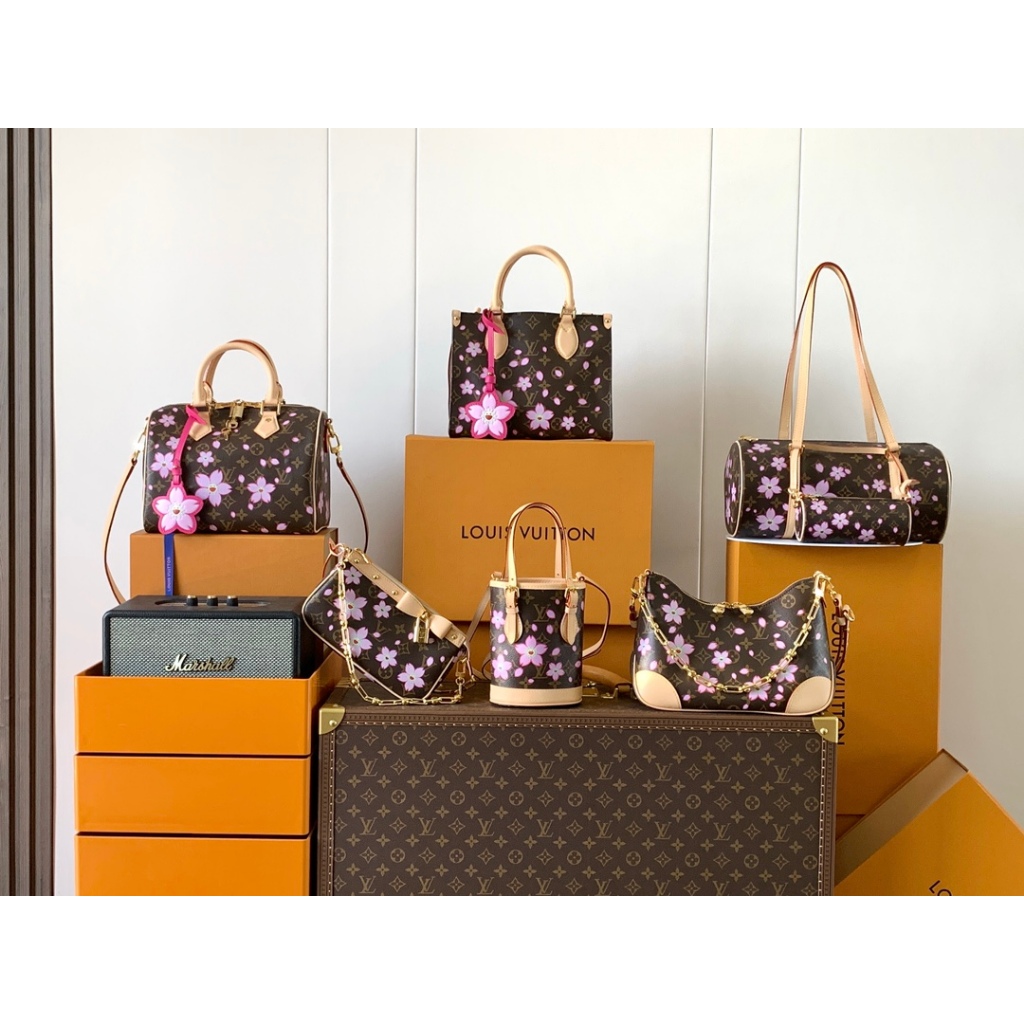 New 2025 OnTheGo handbag M13269 Takashi Murakami collection  The tote bag is cross-body L