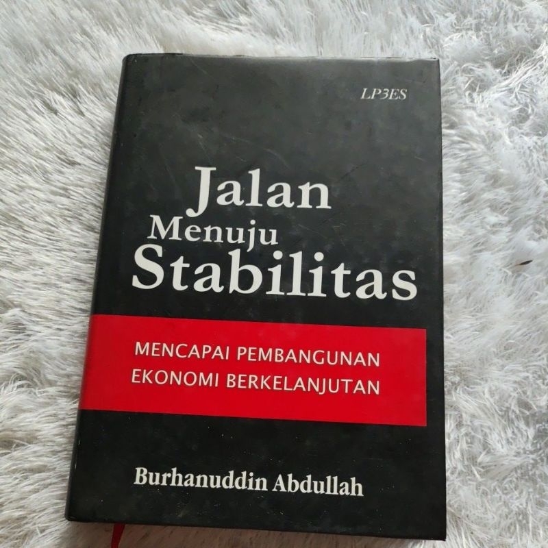 JALAN MENUJU STABILITAS mencapai pembangunan ekonomi berkelanjutan original