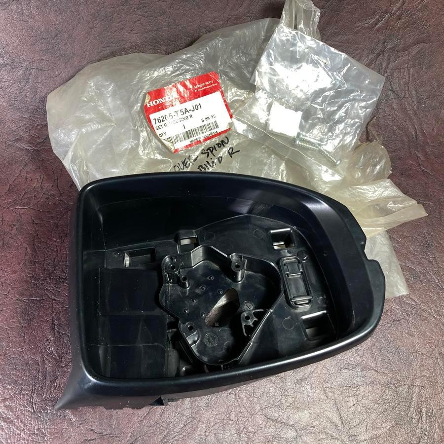 Housing Spion Mobilio Tipe S 2016-2019 Genuine