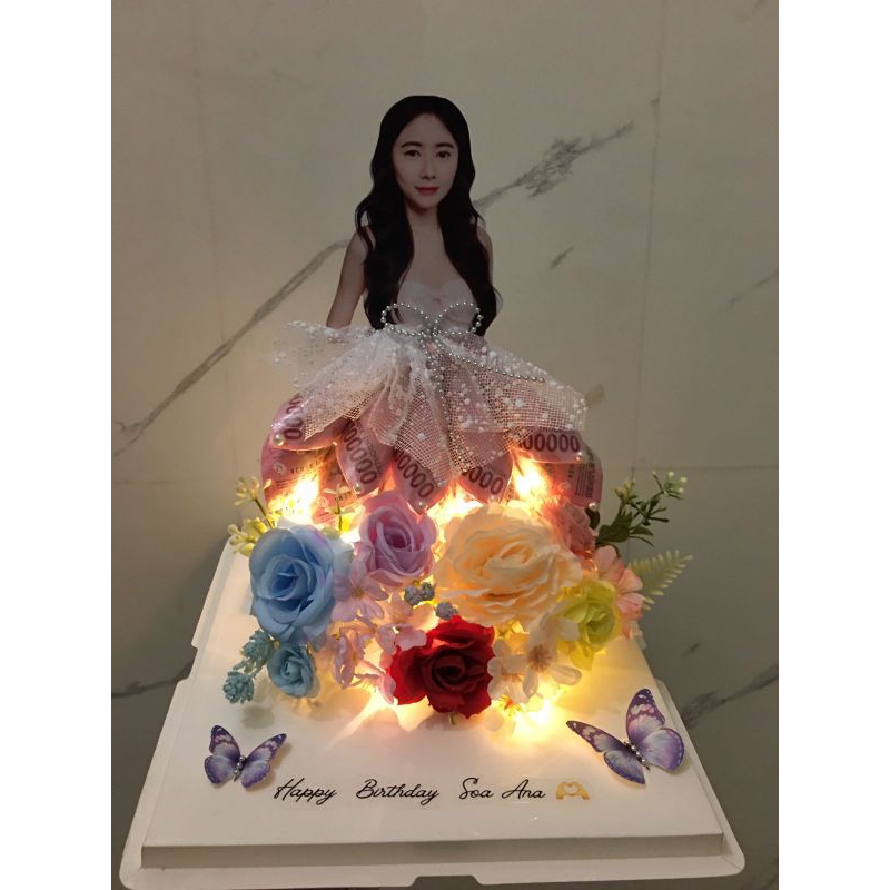 money box , money doll box , buket uang,hadiah ulangtahun,hadiah anniversary,birthday money gift