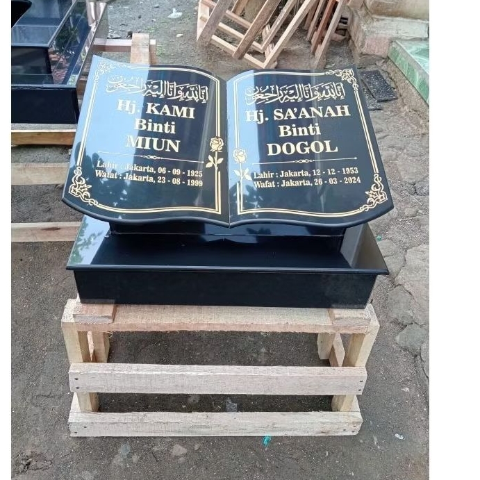 BATU NISAN GRANIT ASLI MODEL 2 NAMA BENTUK BUKU FULL DUDUKAN UKURAN 40X30 CM