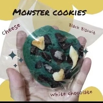 

Monster Cookies by La Dorce Parte