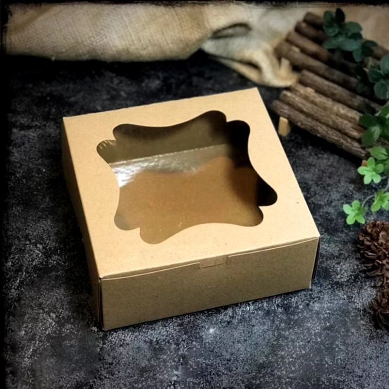 

BOX WINDOW 20 - Box cake jendela laminasi dus kue lapis legit kotak hampers packaging kue roti snack 20x20x8 cm