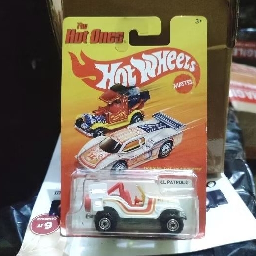 Hot Wheels The Hot Ones Roll Patrol diecast