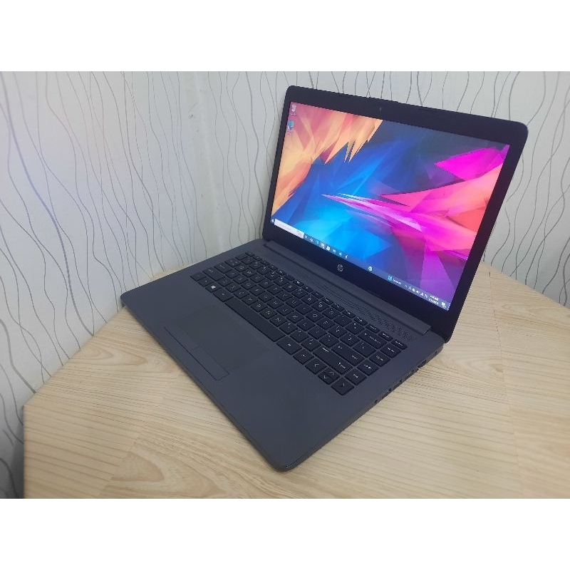 HP 245 G8 Ryzen 3-5300U Ram 8Gb/SSD 256Gb