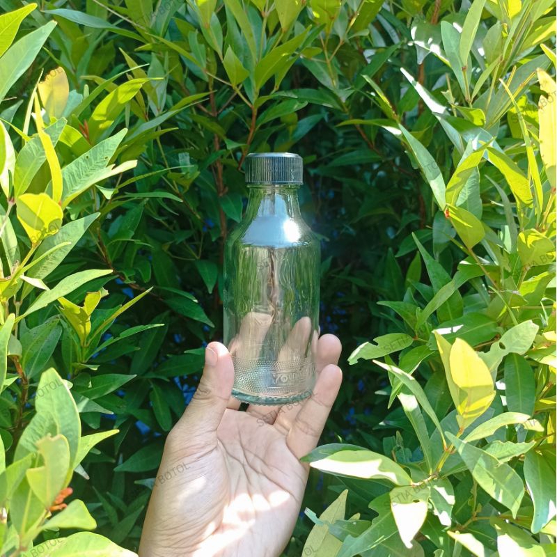 Botol Kaca Yusi 100 ml Tutup Ulir + Tutup Dalam/Spon