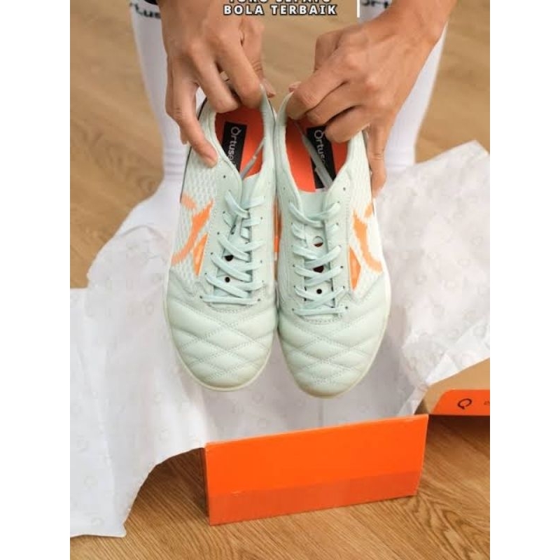 SEPATU FUTSAL ORTUSEIGHT JOGOSALA VOLTA V2