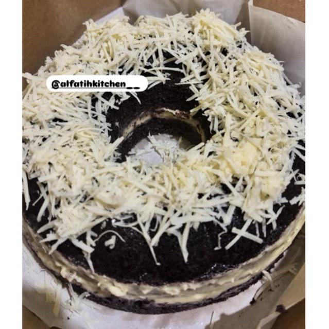 

Bolu Ketan Hitam Kukus Lumer ukuran 18cm