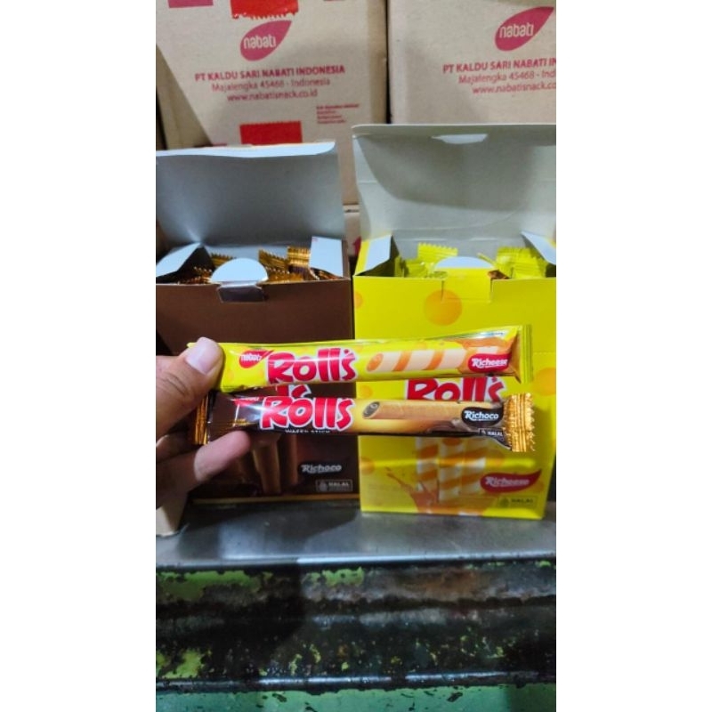 

Nabati Roll Box isi 20 Rasa Keju & Coklat