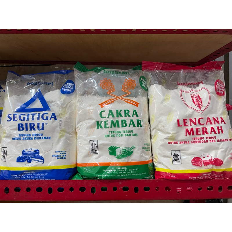 

TEPUNG BOGASARI FREE SENDOK-TEPUNG BOGASARI 1kg FREE SENDOK MAKAN