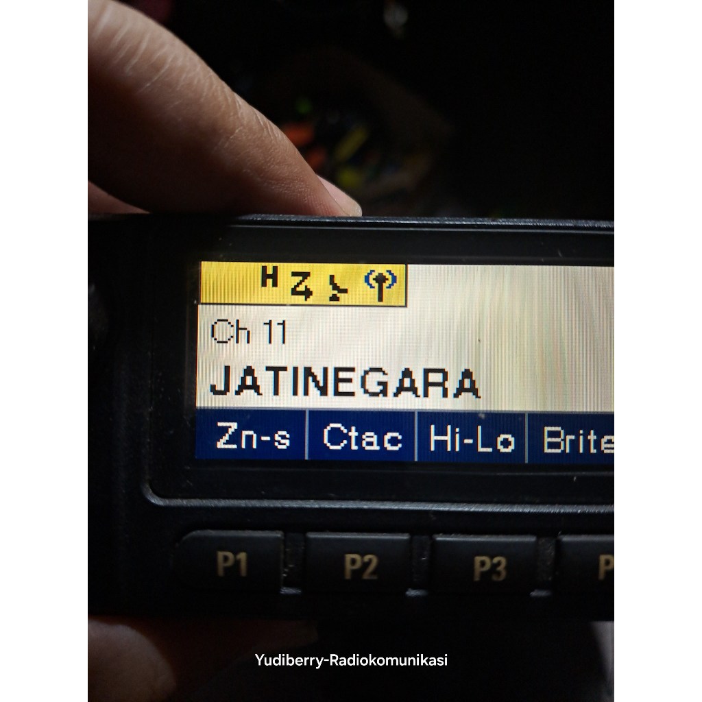 Rig Motorola Xir M8668i Trunking Digital Motorola M8668 i Frekuensi 800 Mhz Kondisi Normal