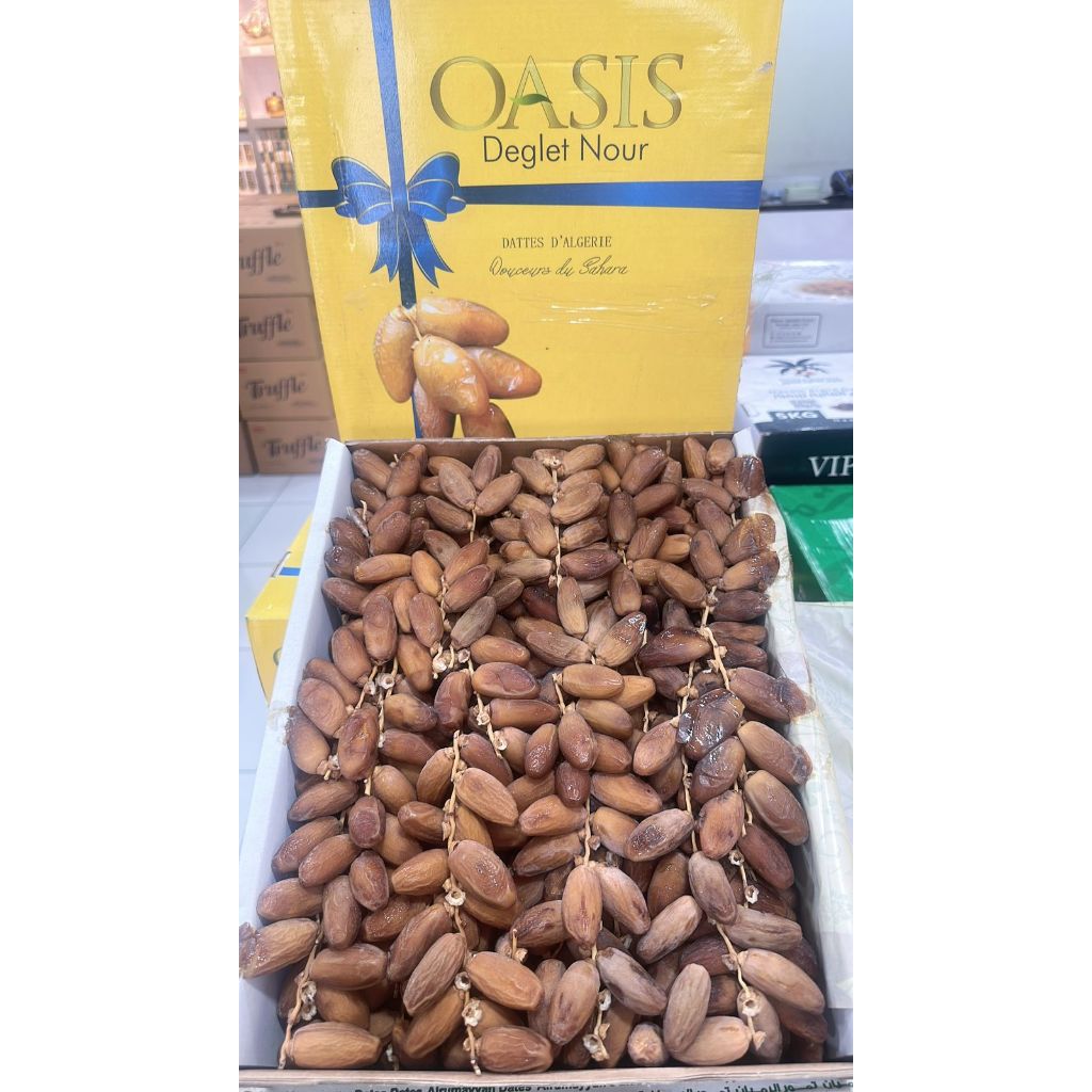 

Kurma Tangkai Super Premium Kemasan 5kg