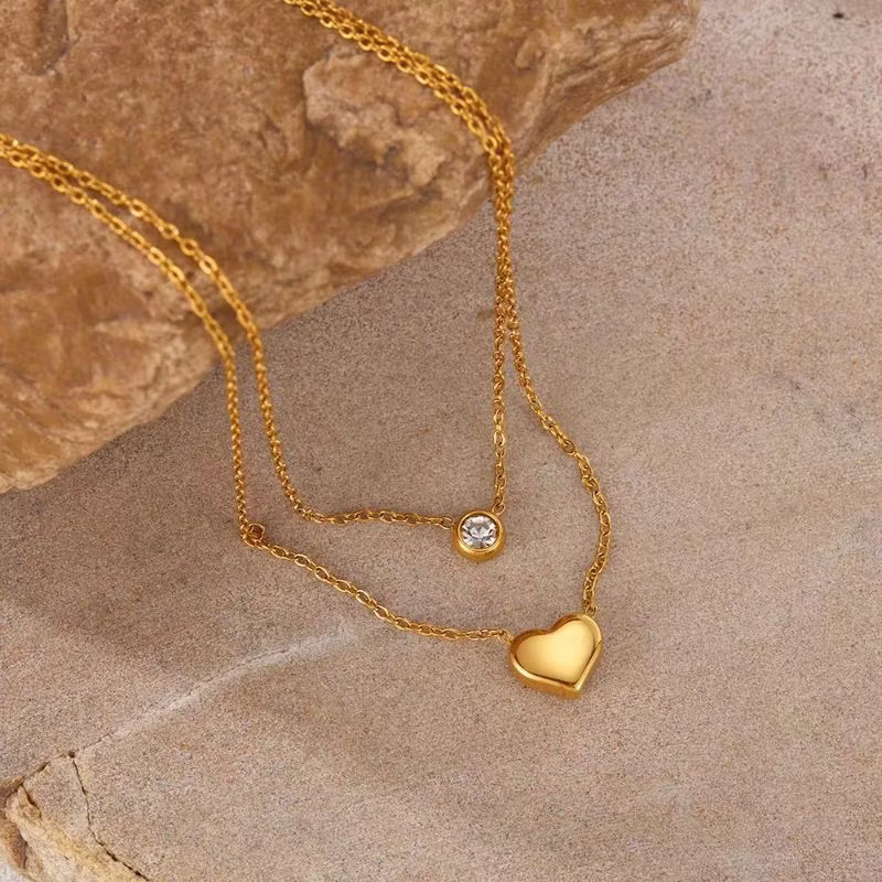 Kalung  rantai titanium Dua layar  wanita liontin love dan permata terbaru aksesoris wanita