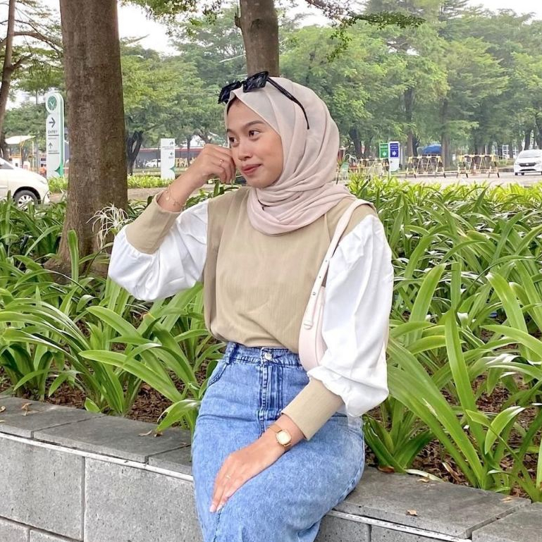 KINAN PUFF SLEVE TOP BLOUSE / BAJU ATASAN WANITA CASUAL BASIC