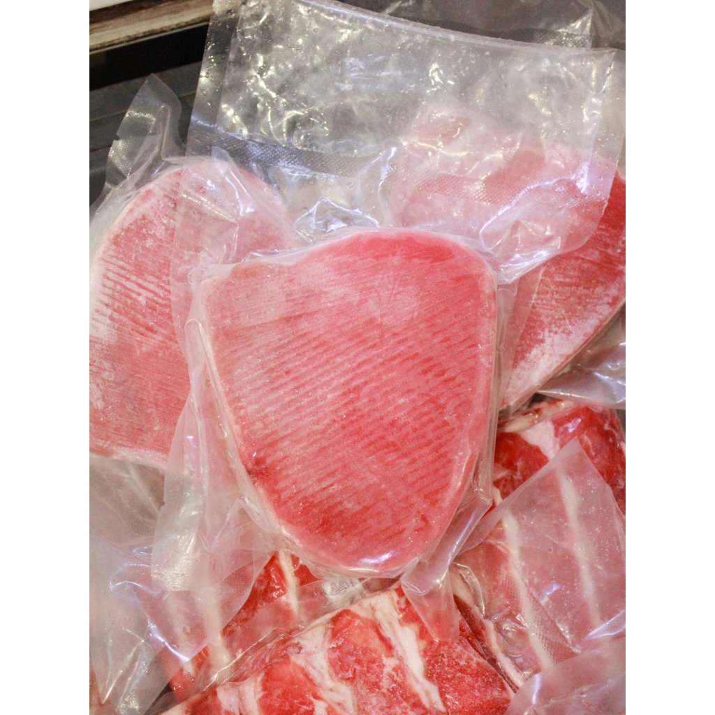 

TUNA STEAK CUT (240 - 270 GR /PACK)