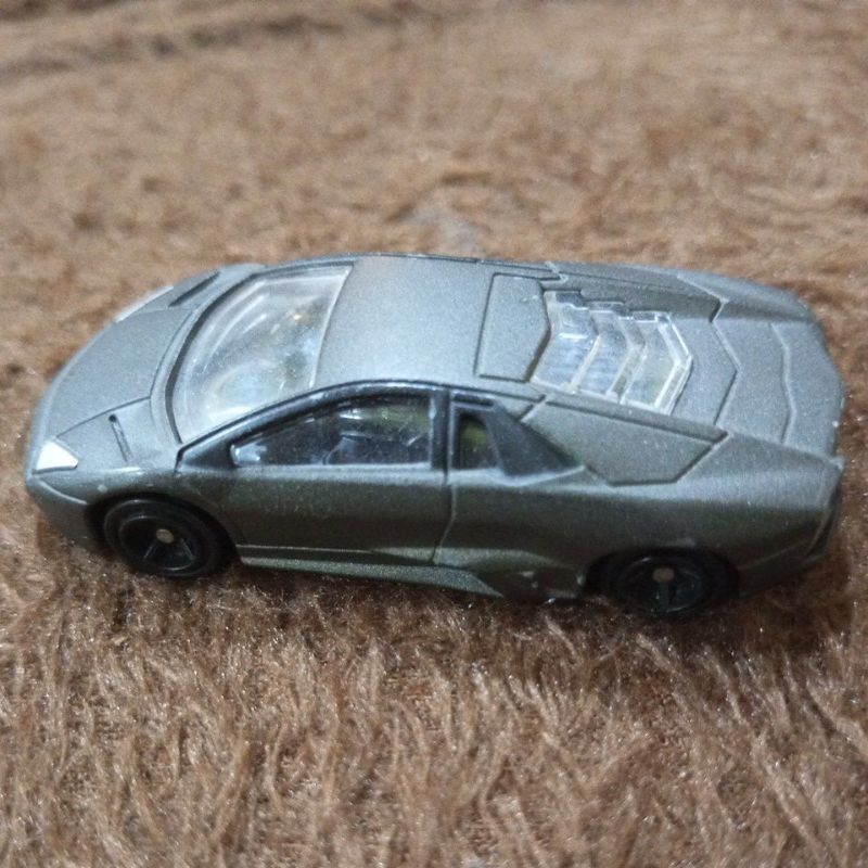 tomica Lamborghini reventon (loose)