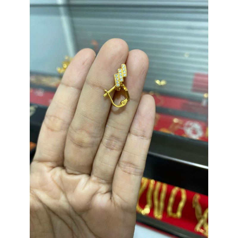 anting jepit lapis emas