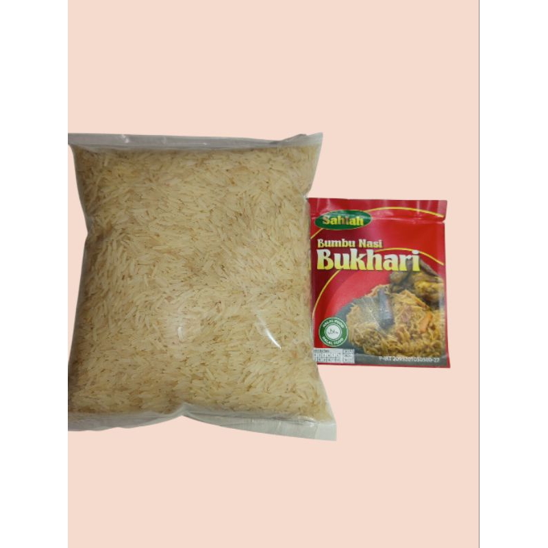 

PAKET BERAS BASMATI 1KG DAN BUMBU NASI BUKHARI