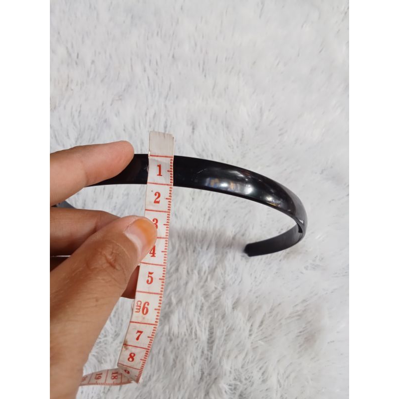 Bando Polos Hitam Marcella/Bando Polos.