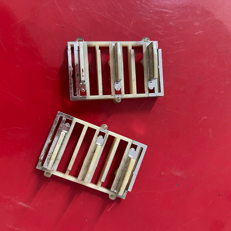 Cap Topi Tombol Power Mute Tape Radio Polytron SM 900