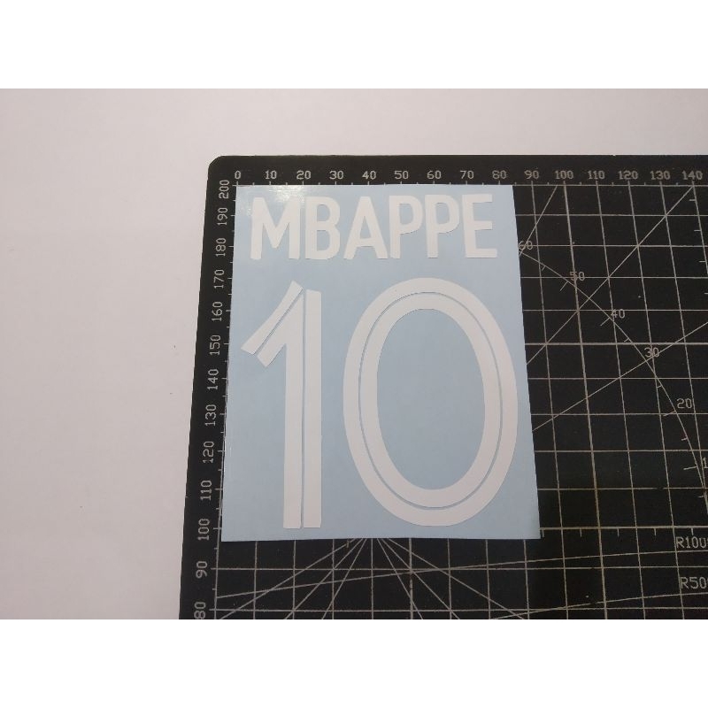 

stiker cutting mbappe
