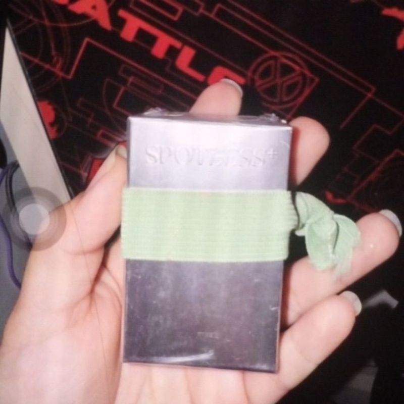 mad for makə up spotless