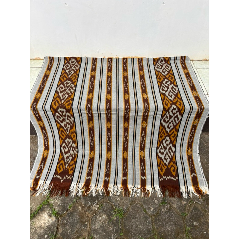 Tenun blangket halusan,ATBM(alat tenun bukan mesin)