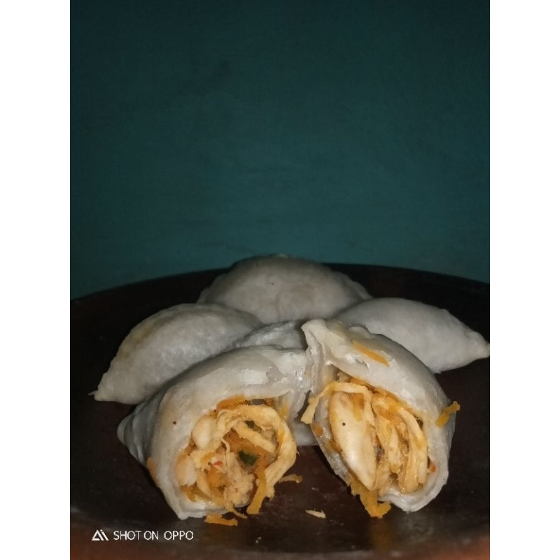 

Cireng ayam suwir pedas isi 5 pcs/jando sapi/cireng isi jando mercon/cireng ayam pedas/cireng ayam original