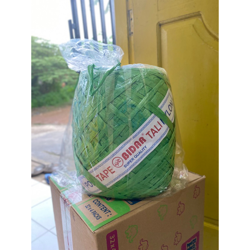 

Tali Plastik Merk Bidar Warna Warni Gulungan Besar 900gr